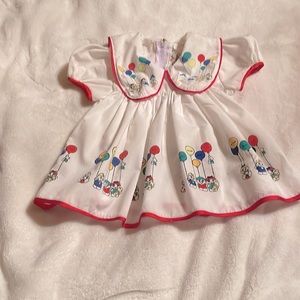 Dress 24mo. White with colorful balloons.